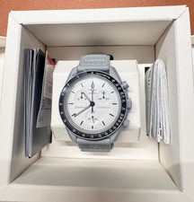 SWATCH x OMEGA MoonSwatch SO33M106 Mission to Moon Grey White Watch