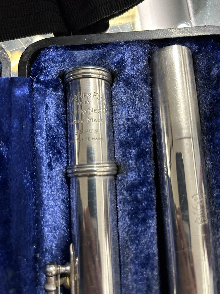 Flauta de pie B hecha a mano con agujero abierto William S. Haynes Foto 2 de 2