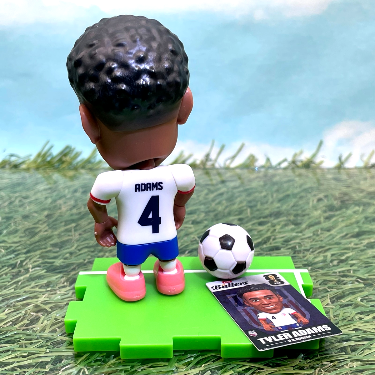 ZURU 2026 FIFA World Cup Soccer Figure Ballers TYLER ADAMS (USA