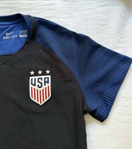 Nike USA Soccer Jersey Women’s M 2016 Dri-FIT Authentic Black Red Blue Shirt - Picture 3 of 10