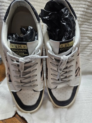Women'sVintage Havana, Size 9, Sneakers, Blush Multi w/ extra set of laces. - Picture 2 of 6