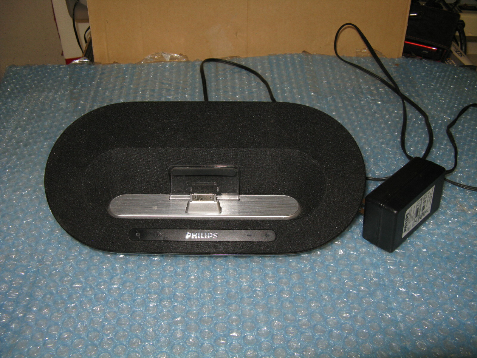 philips fidelio bluetooth speaker