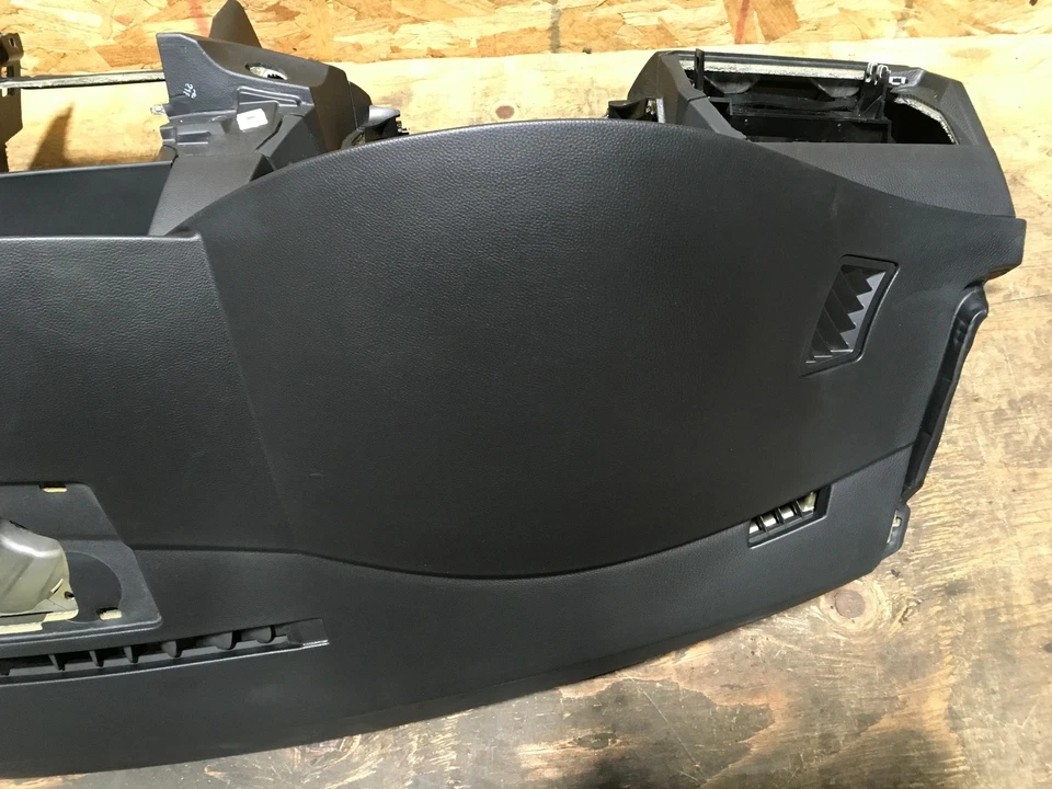 2007 BMW 535XI E60 SEDAN FRONT DASH DASHBOARD COVER TRIM PANEL BLACK OEM+ - Image 4 of 4