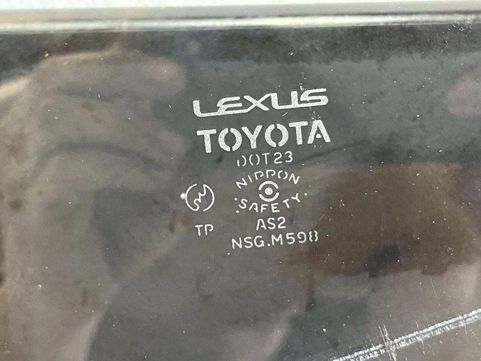 Lexus Es250 1991 lado izquierdo del conductor puerta trasera ventana de cristal Foto 2 de 2