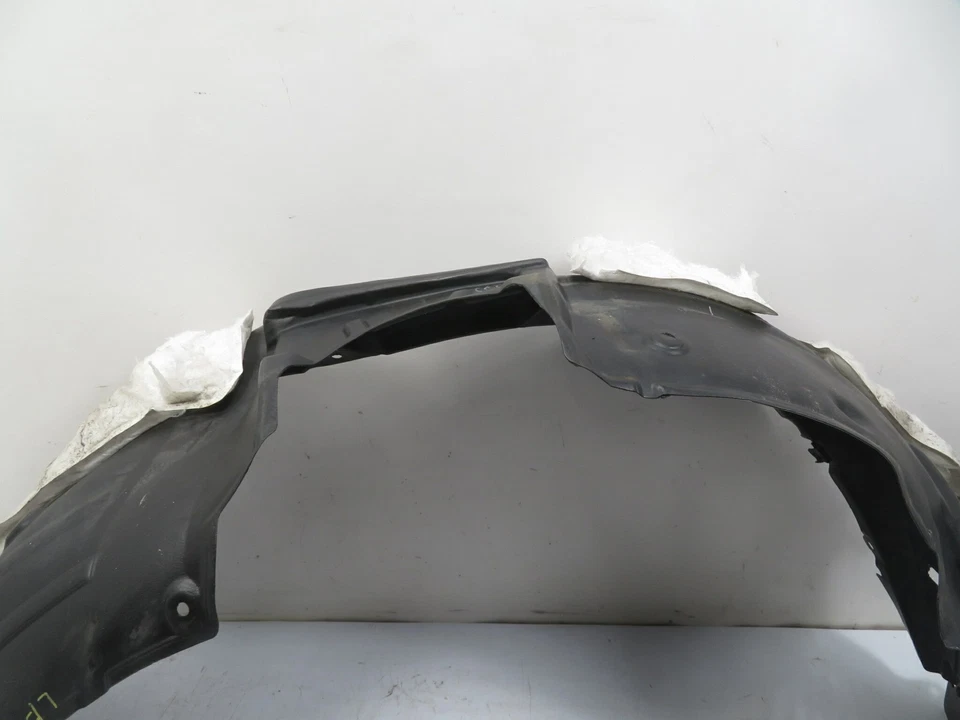 Отделка Toyota Highlander XLE, облицовка крыла рулевая рубка, брызговик слева спереди 53 - Изображение 3 из 4