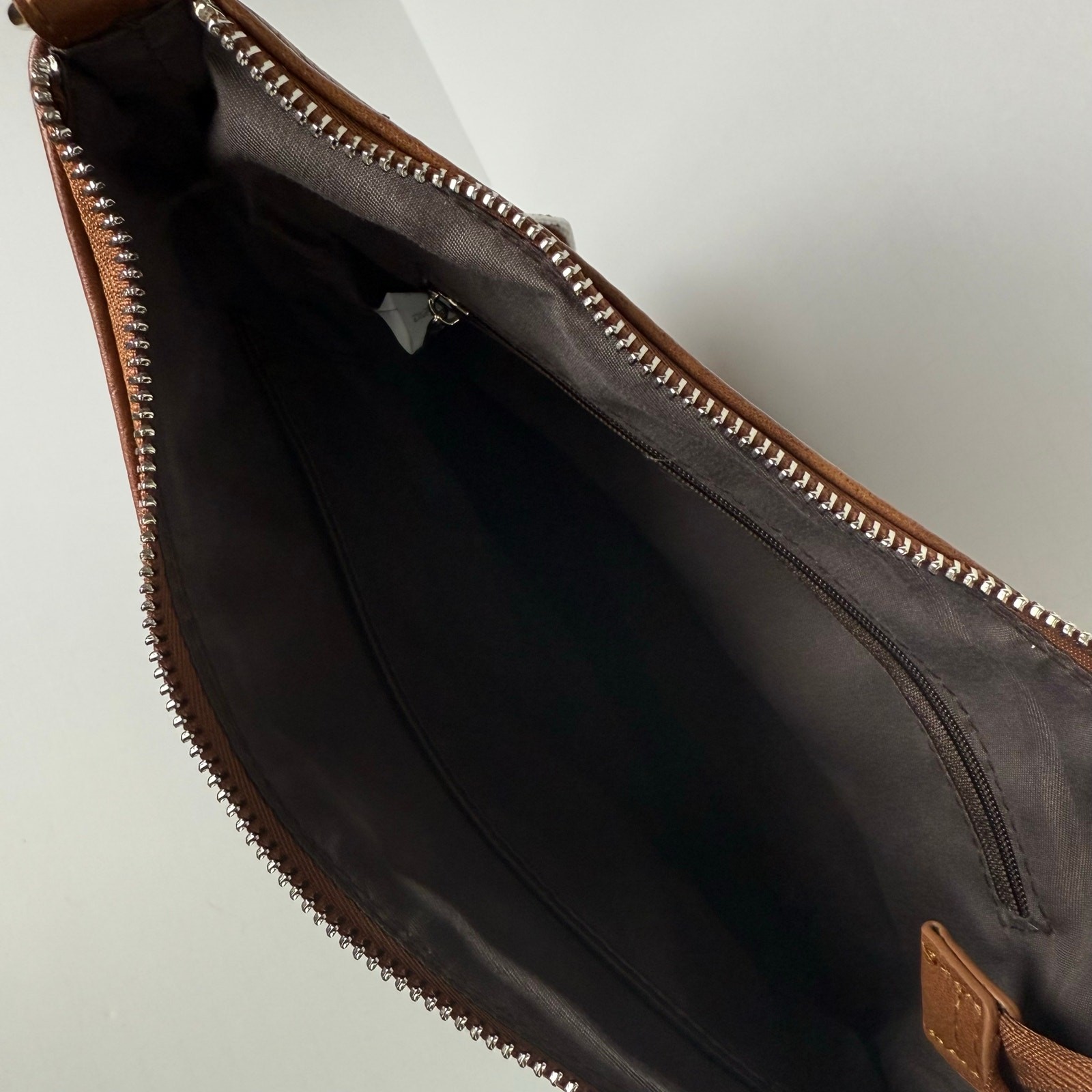 CLUCI Brown Faux Leather Crossbody Bag – Adjustable Strap – Multi Pocket – New