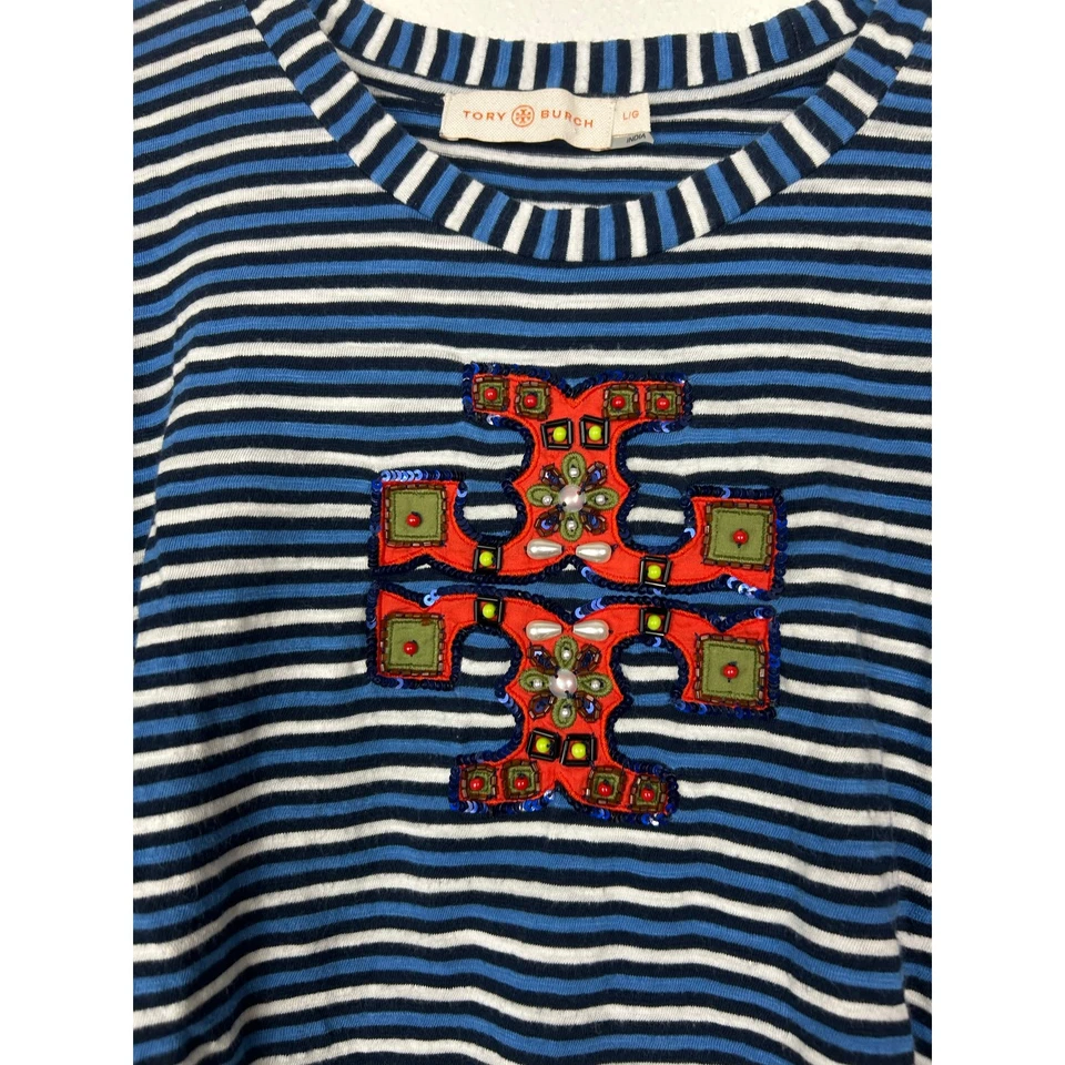 Camiseta Tory Burch listrada logotipo frisado azul marinho tamanho grande - Imagem 4 de 4