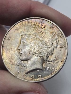 1922 U.S.  Peace Dollar   1259   Lightly Toned   Nice Coin