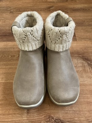 Skechers womens Easy Going  ankle boots  Weather 2 Suede Hands Free Slip-ins 7.5