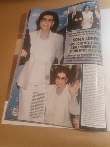 iHOLA! Magazine 2022/4082 Cristina Tosio La Infanta Sofia, Loren, Susanna Griso - Foto 14 di 23