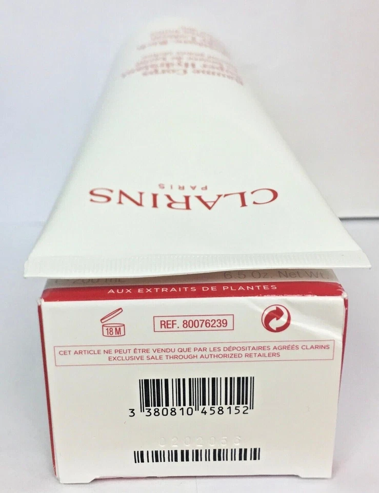 Clarins Loción corporal rica en humedad con manteca de karité para piel seca 6,5 oz/200 ml Foto 4 de 4