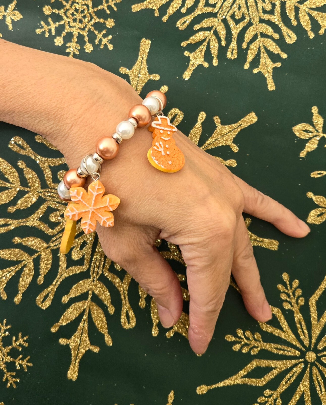 Mrs. Clause Cookie Brown Beaded Stretch Christmas Bracelet for Women