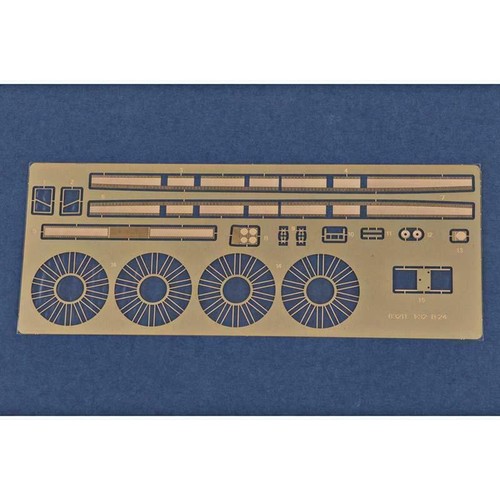 HobbyBoss US B-24D Liberator 1/32 Bomber Aircraft Plastic Airplane 83212 Model - Picture 12 of 12