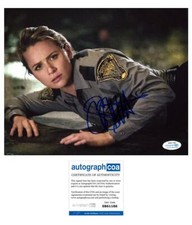 Shantel VanSanten "The Flash" AUTOGRAPH Signed 'Patty Spivot' 8x10 Photo ACOA