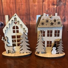 Christmas Wooden Cabin Ornament Winter Scene Snowman Deer Set Of 2