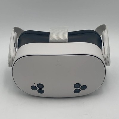 Meta Quest 3S 256GB Standalone All-in-One VR Headset P97
