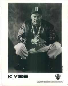 Press Photo: KYZE 8x10 B&W 1992
