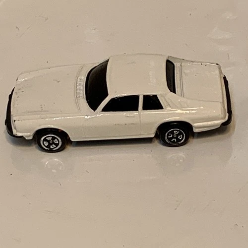 Corgi Juniors Jaguar XJS The Saint Car Diecast Toy White Vintage Collectible