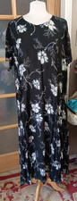Crinkle Dress Black White Floral Midi Rayon Hawaiian India Plus Sz 18/20 Woman