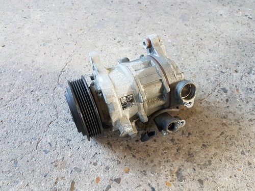 BMW 3er F30 F31 F34 325d N47S1 Klimakompressor ohne Magnetkupplung 9330831