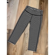 Athleta Black White Striped Cropped Leggings Small Yoga Capri Athleisure Gym