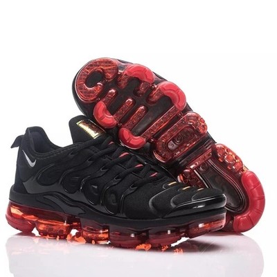 The new Nike Air Vapormax Plus TN black/red men's sports shoes are free of shipp