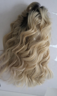 Schwedische blonde Ombre wellig gehärteter Verschluss 100% Echthaar Perücke