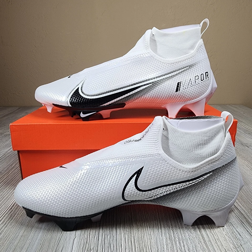 Nike Vapor Edge Pro 360 White/Black Football Mens Size 11 New AO8277-100 - Image 2 of 4