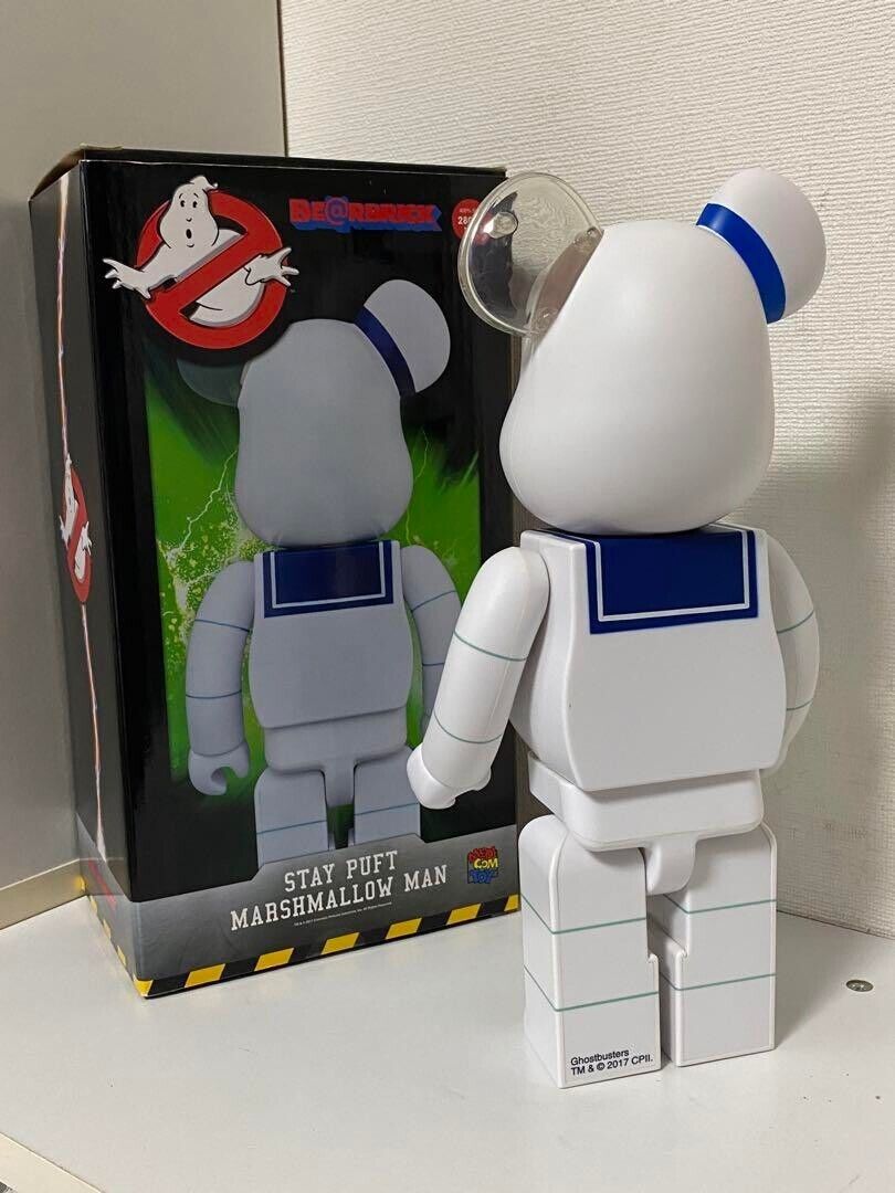 Bearbrick 400% Limited Ghostbusters Marshmallow Man with Box Bearbrick 400% Limited Ghostbusters Marshmallow Man with Box