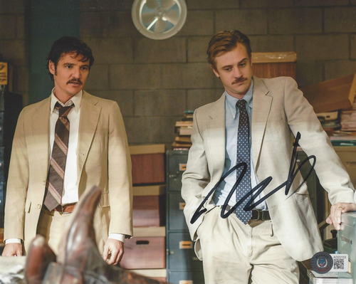 BOYD HOLBROOK SIGNIERT NARCOS 8x10 FOTO TV SHOW SCHAUSPIELER BECKETT BAS COA - Bild 1 von 2