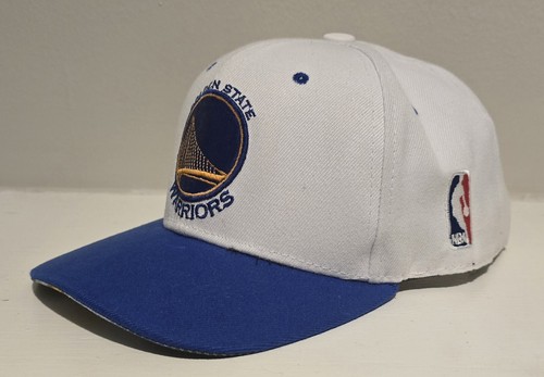 Sombrero Mitchell & Ness Nostalgia Golden State Warriors Snapback Curry V. Lebron - Imagen 2 de 11