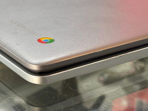 HP CHROMEBOOK 15A-NA0017TU (128GB EMMC / 4GB RAM) IN SILVER - Picture 11 of 16
