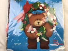 Titan Needlecraft Felt Wall Hanging Kit Christmas 93723 Craft Bear Wreath NEW