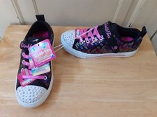 Skechers Girls Twinkle Toe Light-Up Sequin Party Sneakers Size 2 NEW IN BOX