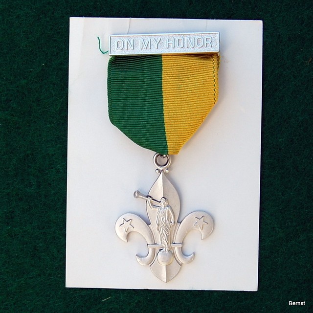 VINTAGE BOY SCOUT CHURCH MEDAL ON MY HONOR MORMON EBay