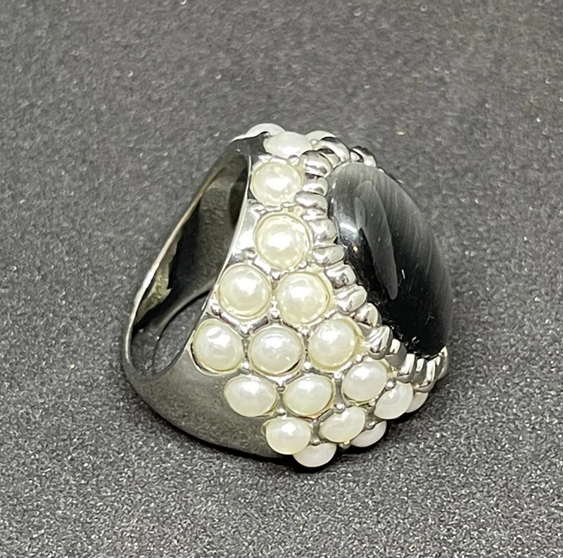 Anillo de moda Arinna gris ópalo blanco perla talla 8 Foto 3 de 4