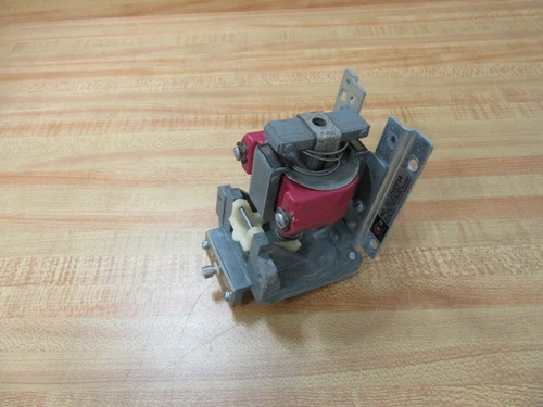 Cutler Hammer 10337H292A Eaton Timer Relay 1005 120V 1808-5 W/O Contacts