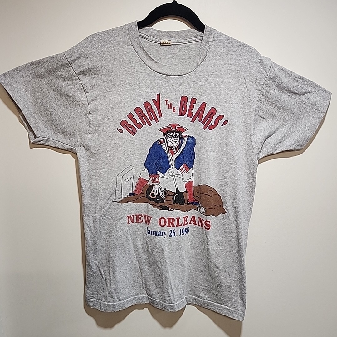 Vintage New England Patriots 1986 Super Bowl Berry the Bears