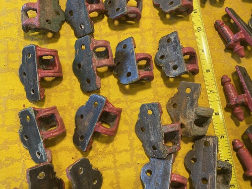 LARGE LOT OF ANTIQUE CAST IRON VICTORIAN LIFT OFF SHUTTER HINGE PARTS FOR REPAIR - Picture 22 of 24
