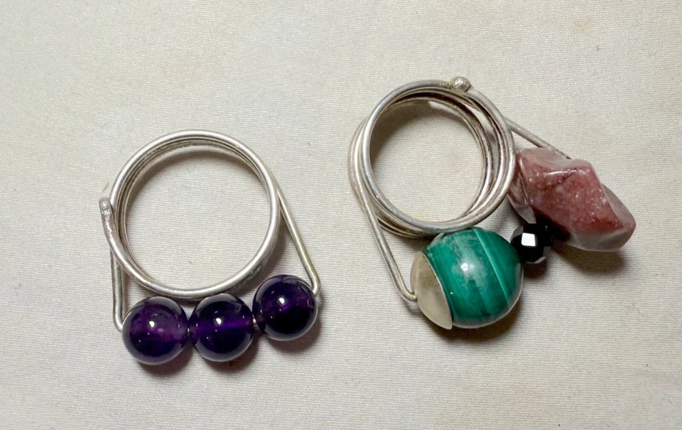 2 anillos modernos vintage L Connors artesanales de plata esterlina amatista malaquita ónix Foto 2 de 4