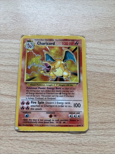 Charizard — Base Set (Unlimited)