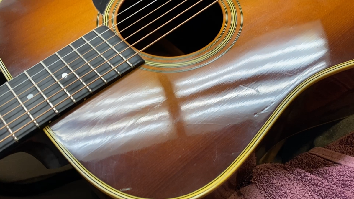 1975 Martin D-28 Sunburst Shade Top Acoustic Guitar - Original