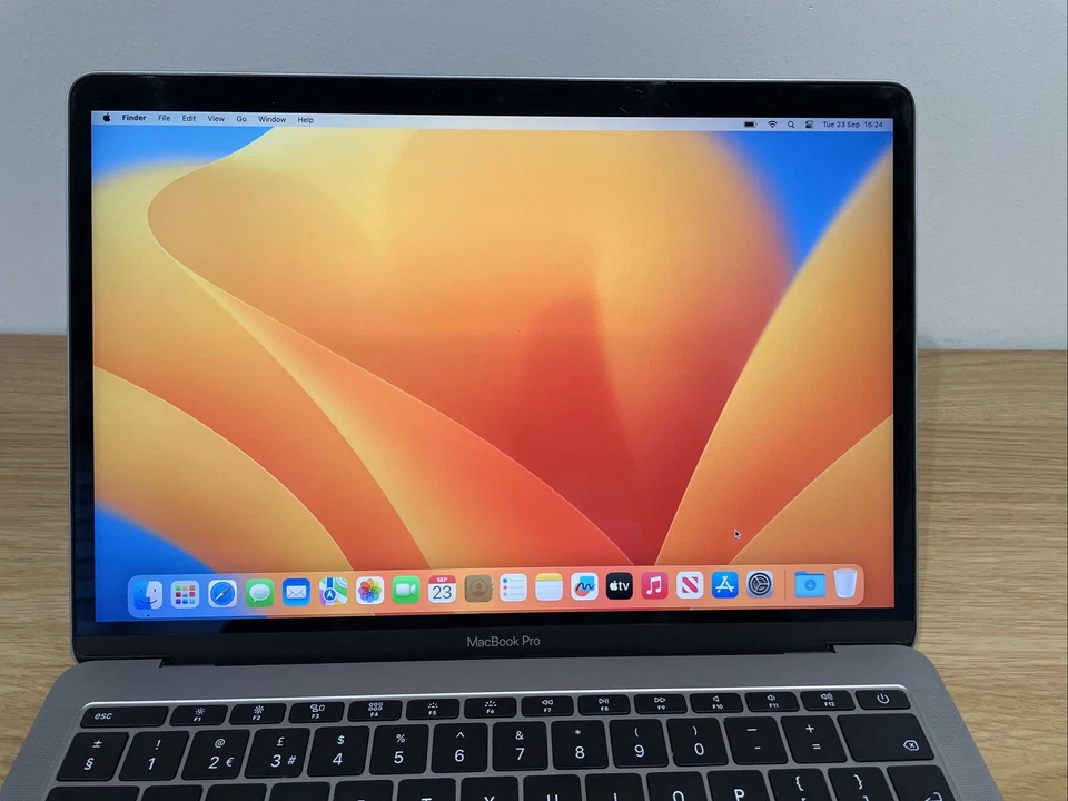Apple MacBook Pro 13" 2016 · i5 · 8GB · 128GB, photo 3 of 5