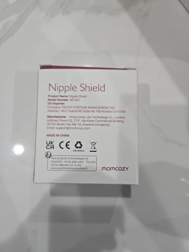 Nuevos protectores para pezones marca MOMCOZY para lactancia viene con estuche de almacenamiento Foto 2 de 2