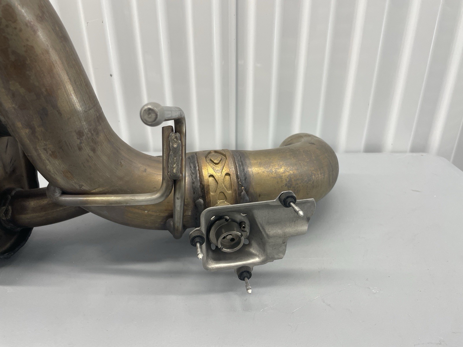 2020 - 2023 McLaren GT Rear Exhaust Muffler Assembly 22HA0106GP OEM Genuine