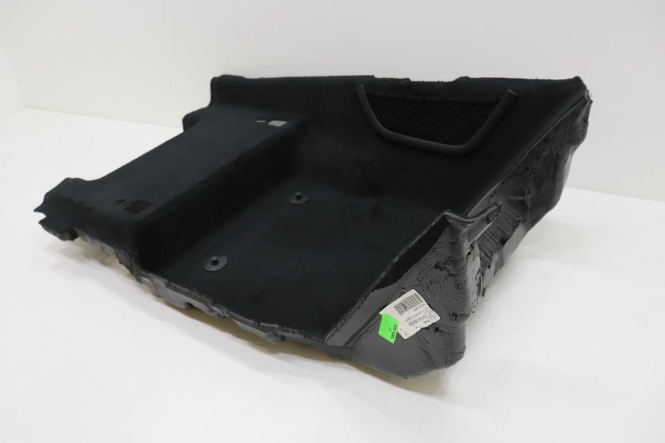 Alfa Romeo Stelvio 2018-2025 revestimiento de suelo delantero derecho OEM 01561360500 Foto 2 de 4