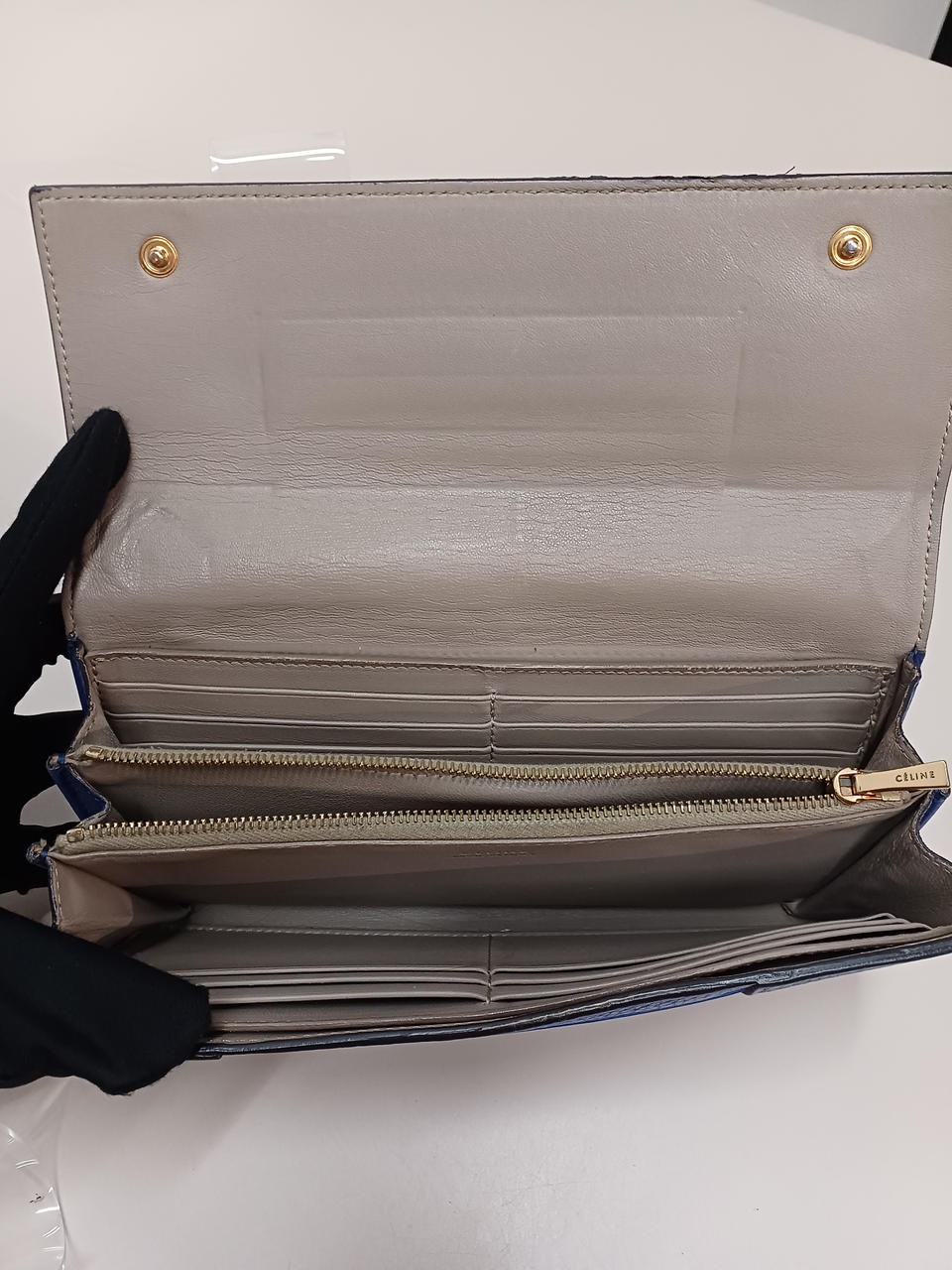 Large Flap Multi Function Blue Used Celine K1306 - image 3