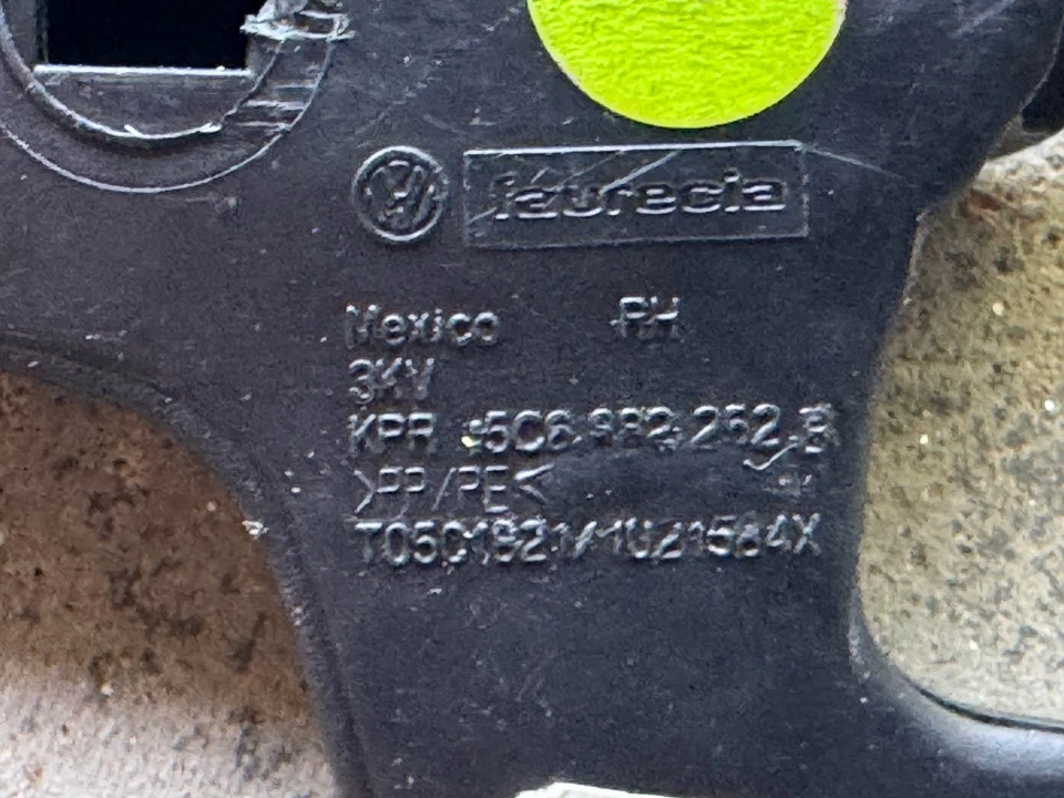 Оригинальная ручка регулировки высоты переднего правого сиденья для Volkswagen Beetle 2012–2019 годов выпуска - Изображение 2 из 3