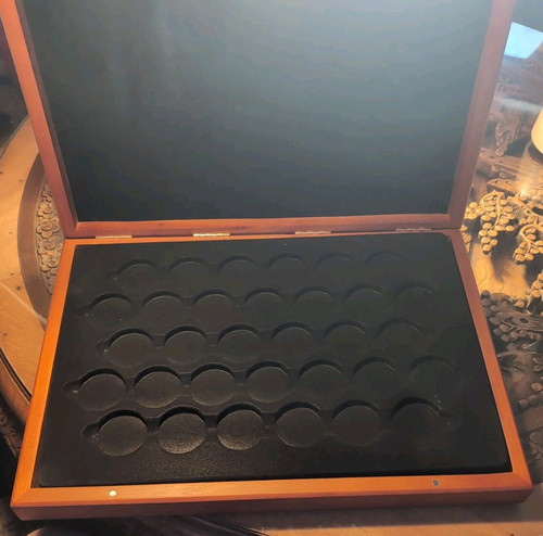 32 Silver Coin Wooden Storage Display Case/Box - Picture 10 of 14