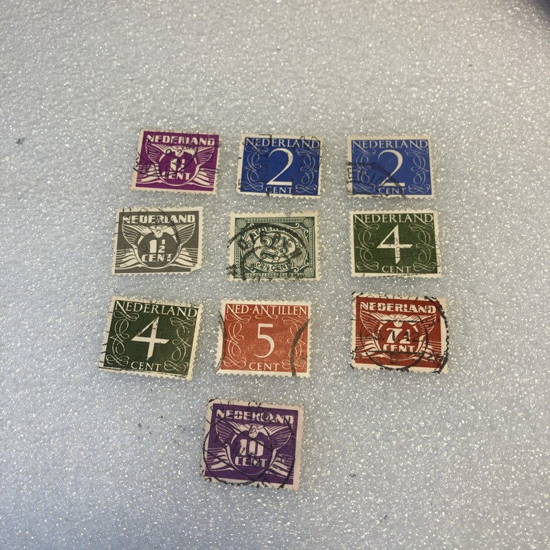 8 USED/Cancelled/HR Vtg. Netherlands small Stamps, 1945-1975. Nice Mixed Lot!